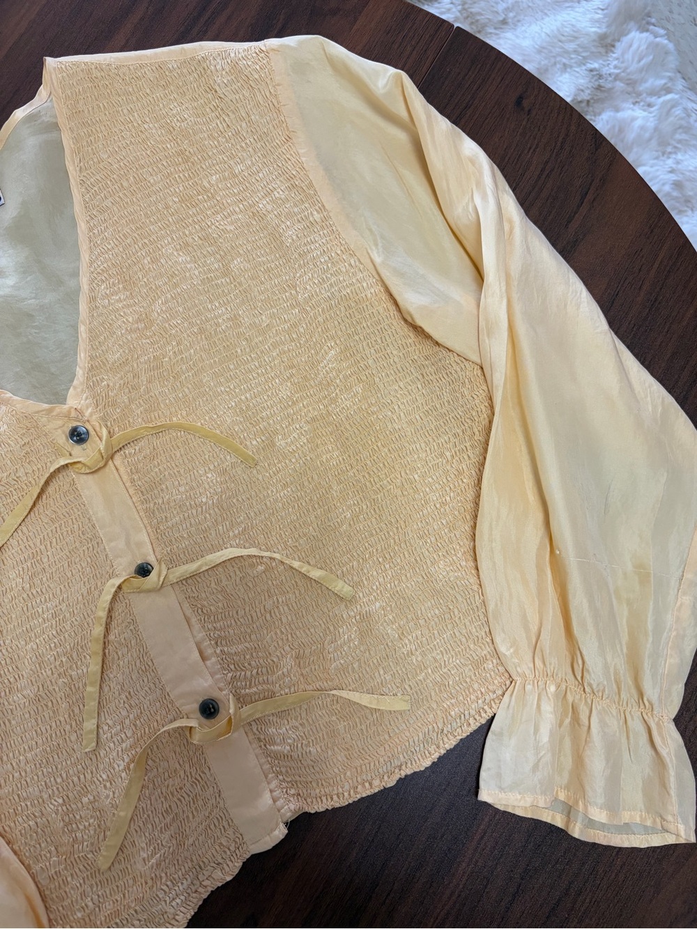 100% silk jonathan martin Pale Yellow Tie-Front Textured Blouse - Picture 3 of 6